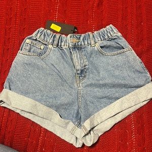 DENIM SHORT❤️ GIANNI BINI NEW WITH TAG 🏷️